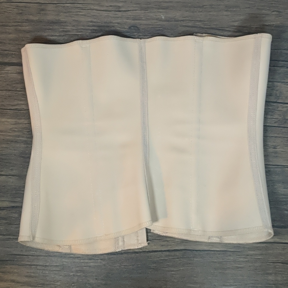 Squeem perfect waist magical waist trainer - Picture 6 of 8